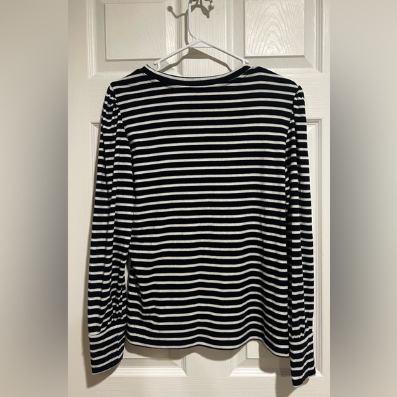 Ann Taylor Women’s Black and White Striped Long Sleeve Top Size Medium - Picture 5 of 6